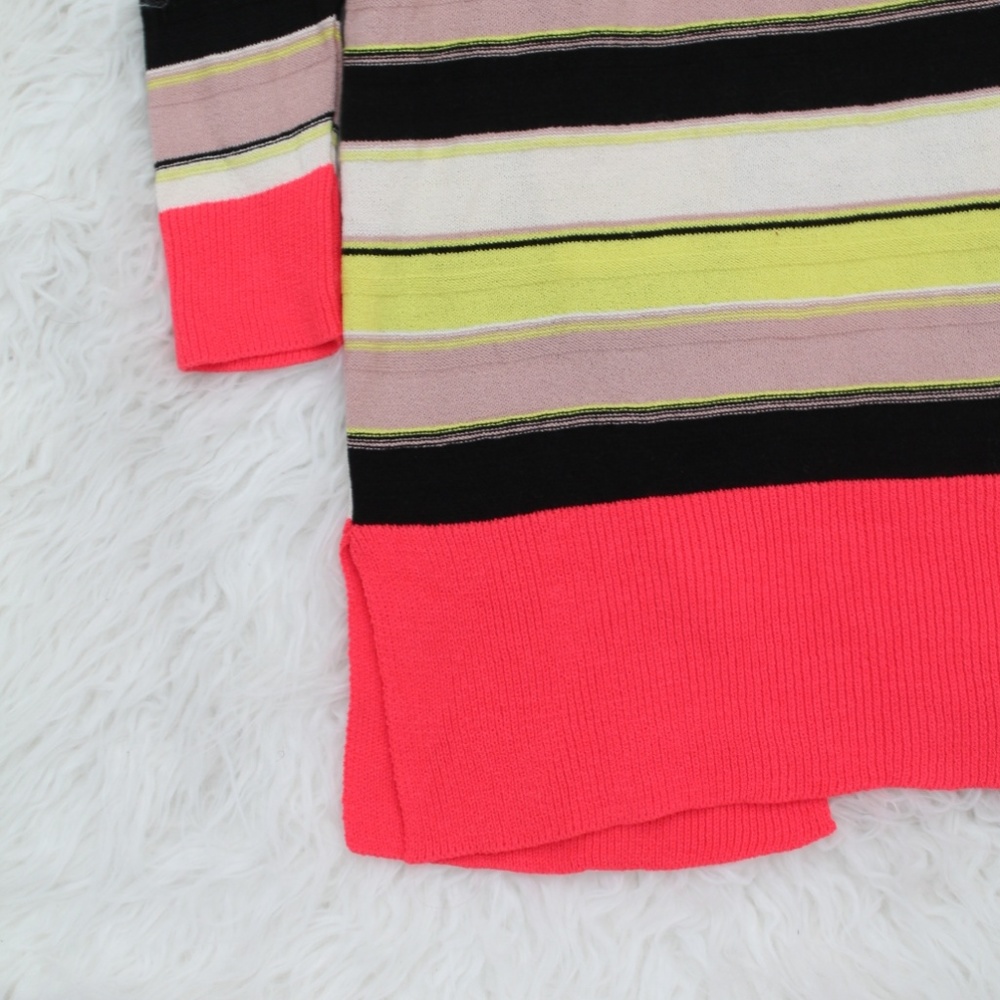 🆕 Colorful Striped Knit Cardigan - Picture 7 of 8